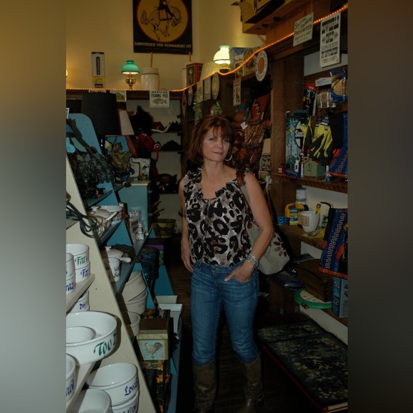 Meet your Posher, Terry - Picture 5 of 5